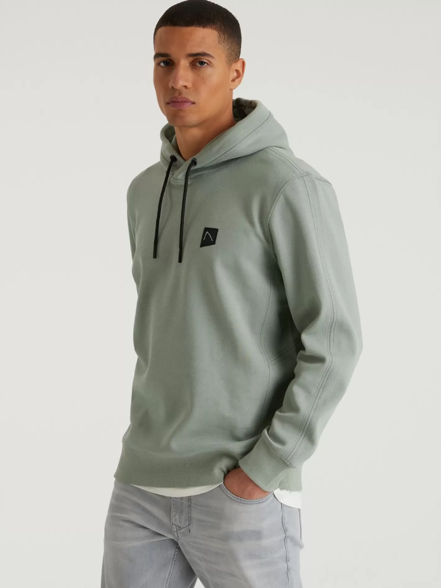 CHASIN' Harper Sweaters - Chasin' EN